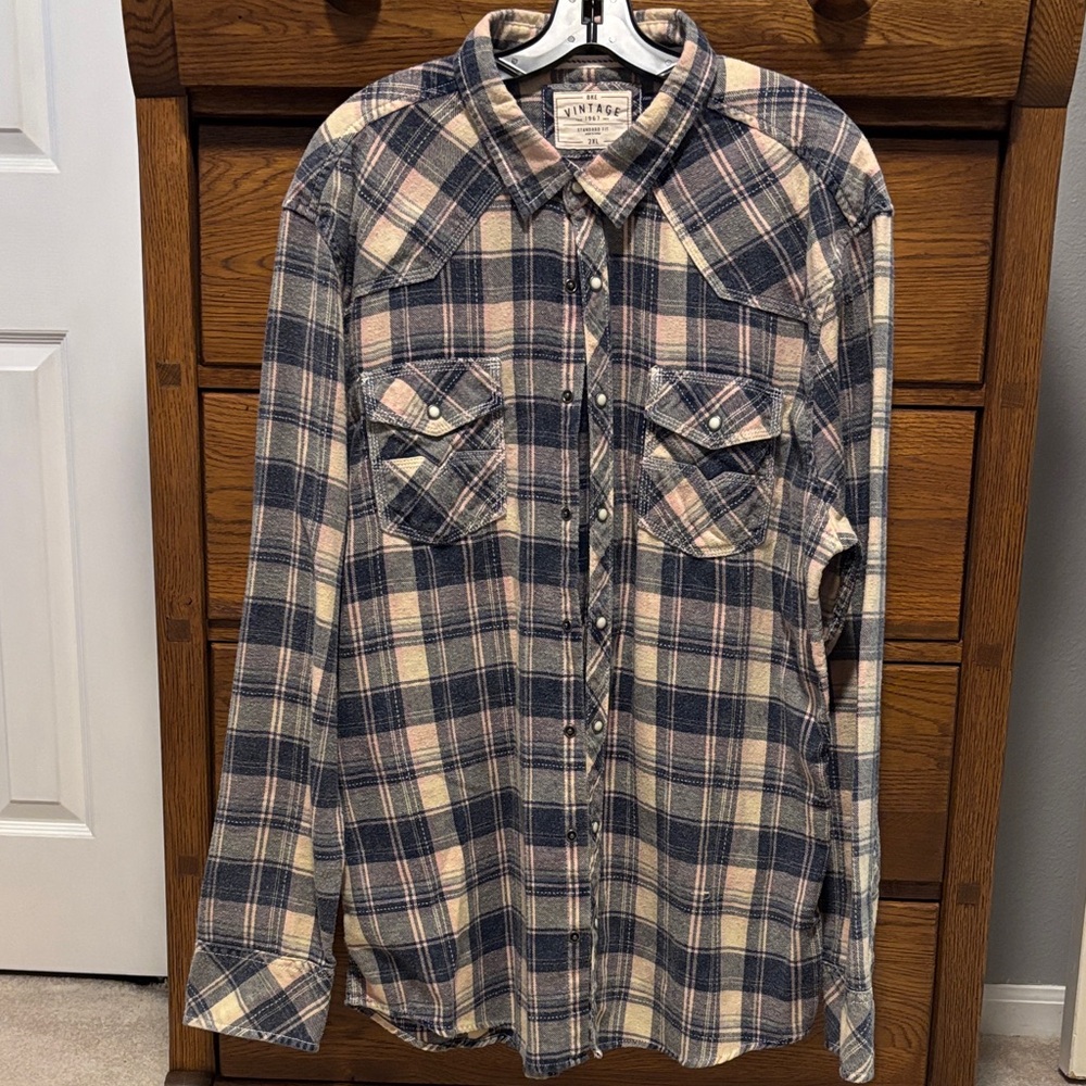BKE Vintage Blue/Tan/Pink Plaid Shirt with Snap Buttons Men’s 2XL